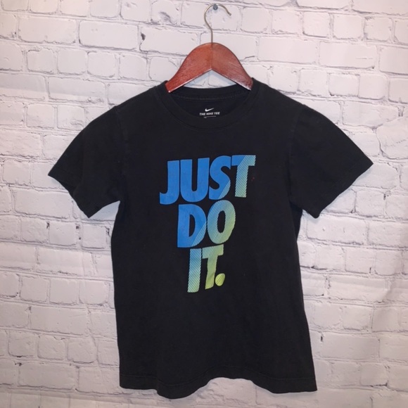 Nike Other - The Nike Tee Boys Black & Blue shirt size S